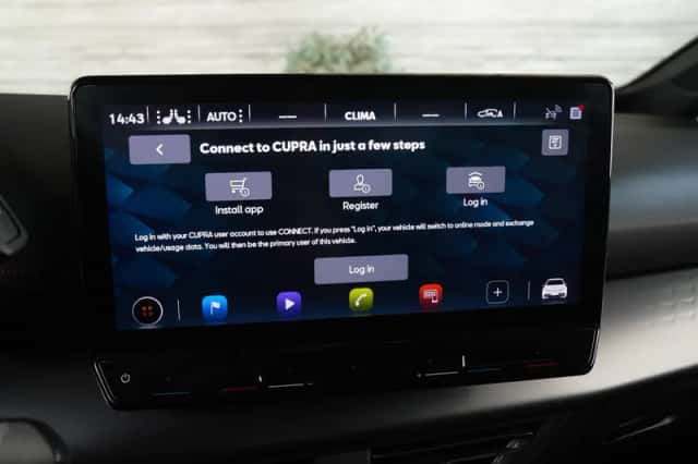 CUPRA Born (2021) thumbnail 2