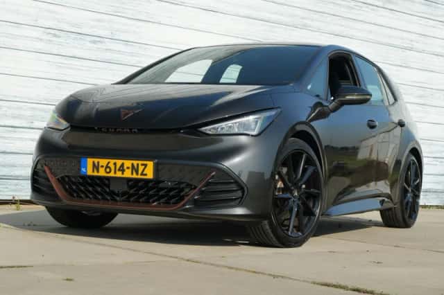 CUPRA Born (2021) thumbnail 5