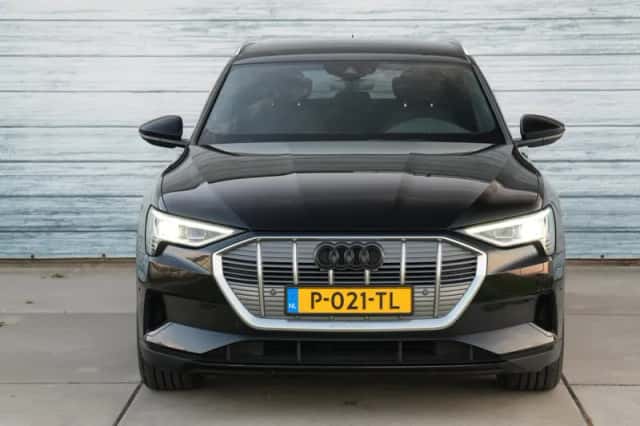 Audi e-tron (2022) thumbnail 5
