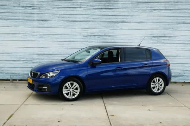 Peugeot 308 (2020) thumbnail 1