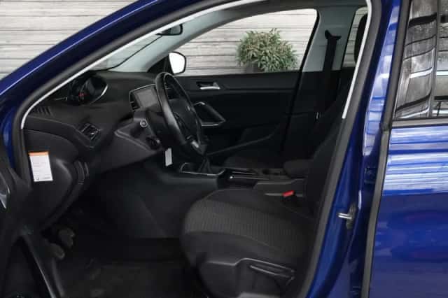 Peugeot 308 (2020) thumbnail 3