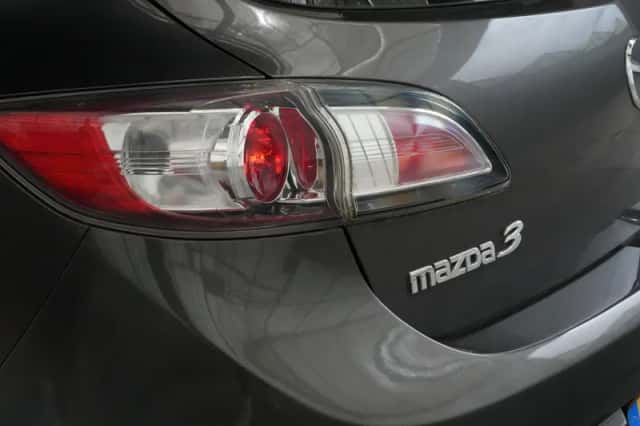 Mazda 3 (2010) thumbnail 6