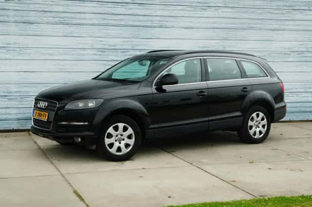 Audi Q7 (2008) thumbnail 1