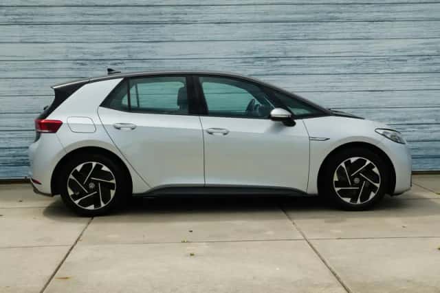 Volkswagen ID.3 (2020) thumbnail 4