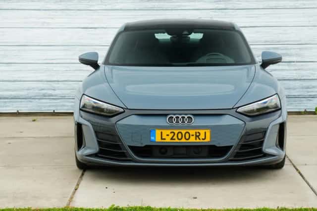 Audi e-tron GT (2021) thumbnail 5