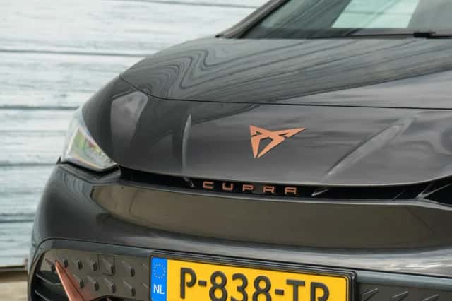 CUPRA Born (2022) thumbnail 2