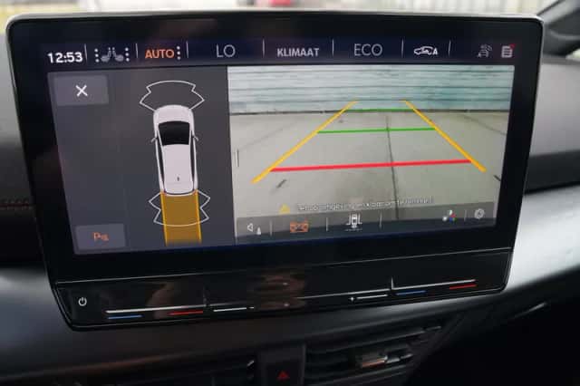 CUPRA Born (2022) thumbnail 3