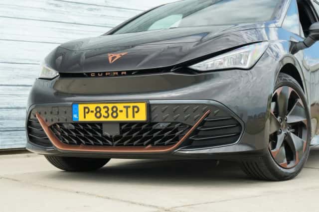 CUPRA Born (2022) thumbnail 5