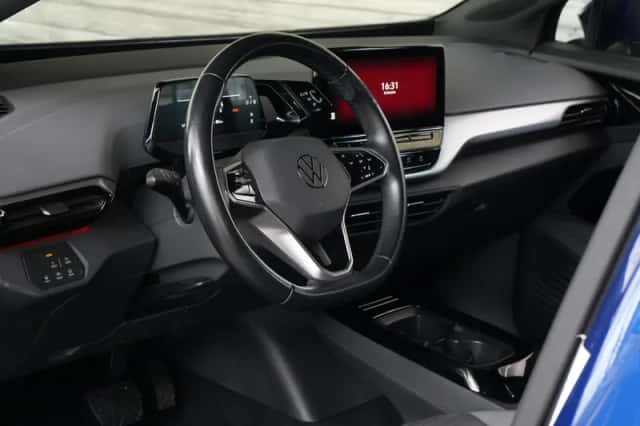 Volkswagen ID.4 (2021) thumbnail 2