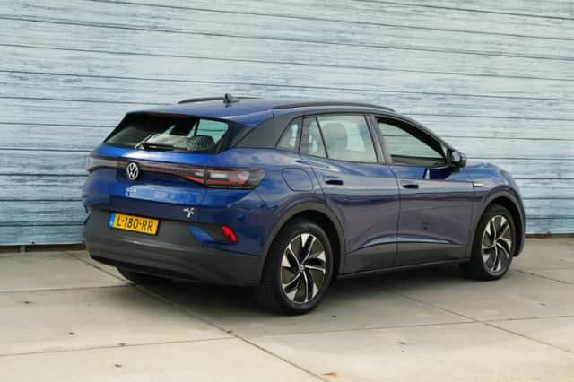 Volkswagen ID.4 (2021) thumbnail 3
