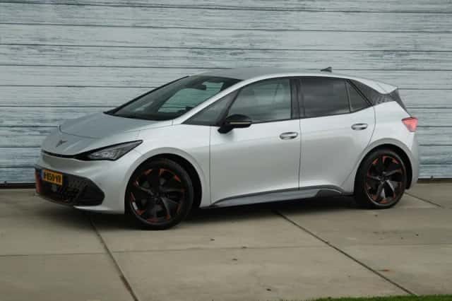CUPRA Born (2021) thumbnail 1