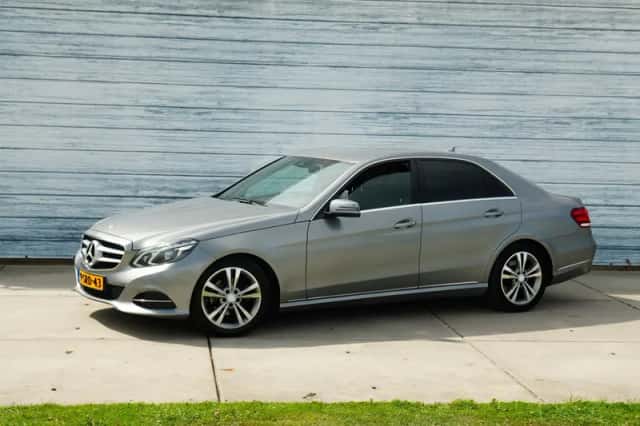 Mercedes-Benz E-Klasse (2013) thumbnail 1