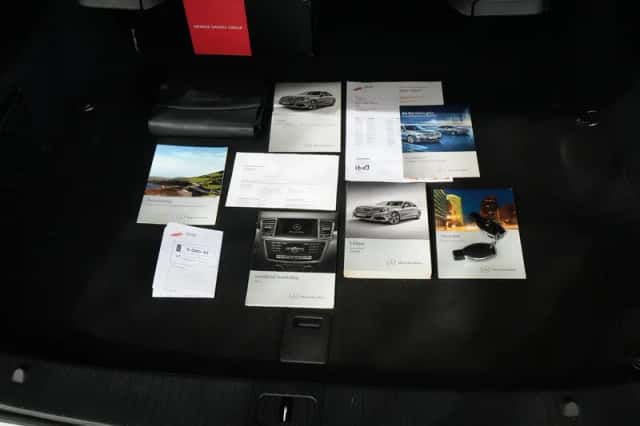 Mercedes-Benz E-Klasse (2013) thumbnail 2