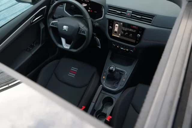 SEAT Ibiza (2020) thumbnail 6