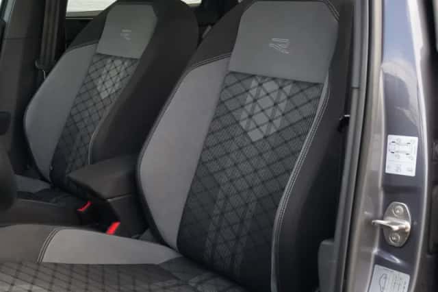 Volkswagen Polo (2022) thumbnail 2