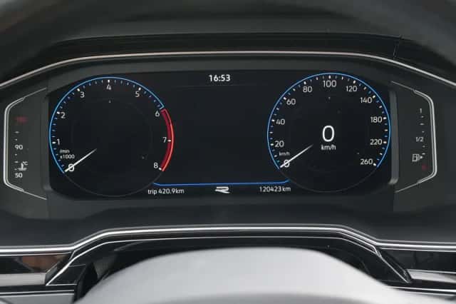 Volkswagen Polo (2022) thumbnail 4