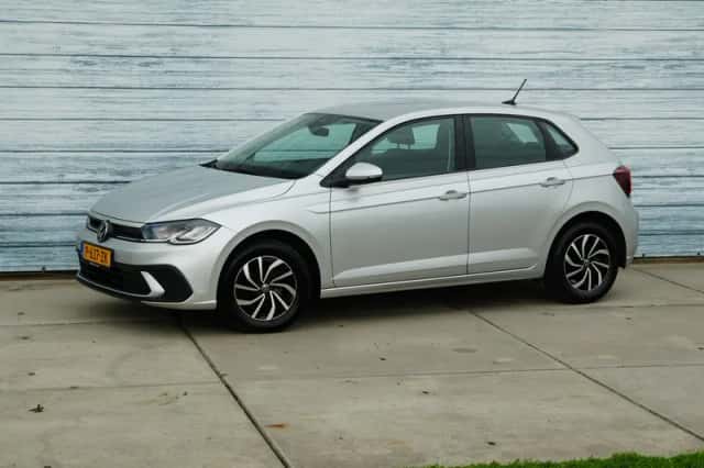 Volkswagen Polo (2022) thumbnail 1