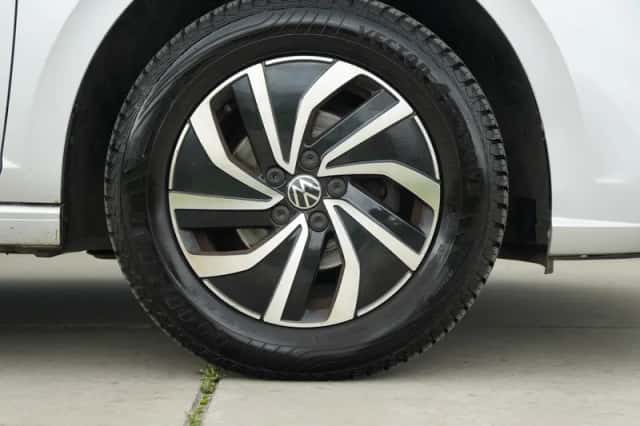 Volkswagen Polo (2022) thumbnail 3