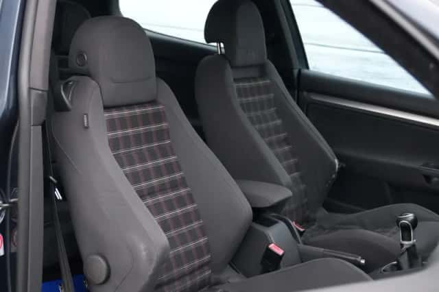 Volkswagen Golf (2005) thumbnail 2