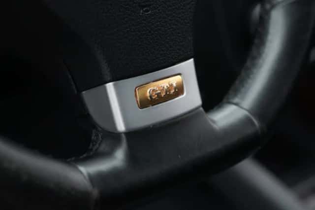 Volkswagen Golf (2005) thumbnail 5