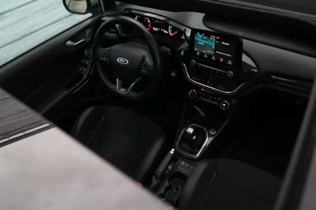 Ford Fiesta (2018) thumbnail 3