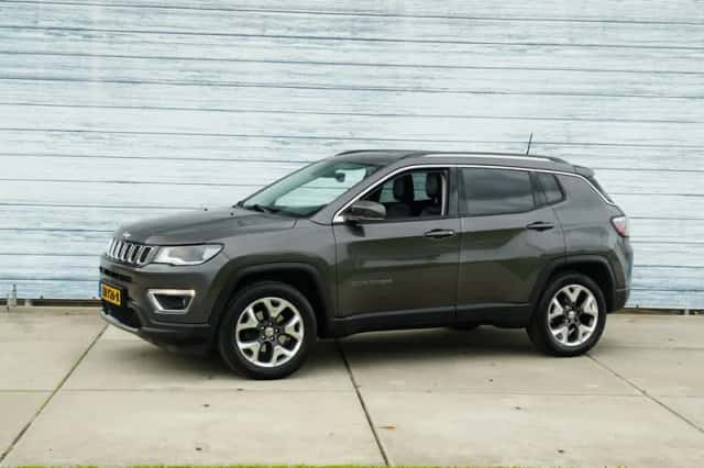 Jeep Compass (2019) thumbnail 1