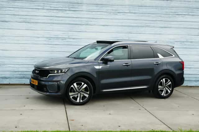Kia Sorento (2022) thumbnail 1