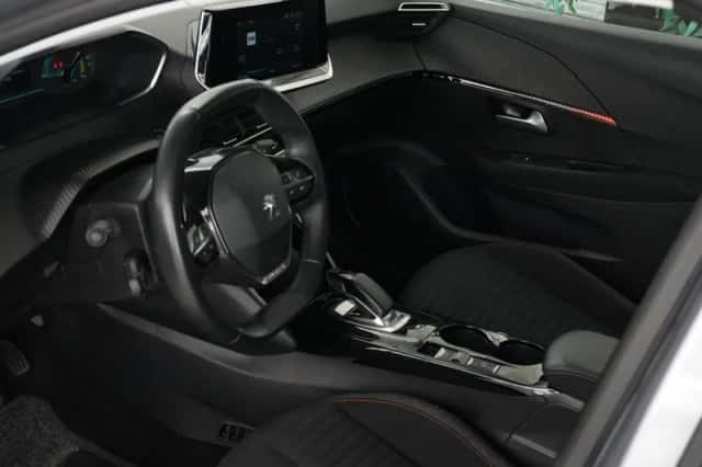 Peugeot e-208 (2021) thumbnail 5
