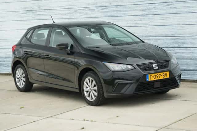SEAT Ibiza (2023) thumbnail 3