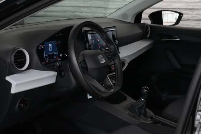 SEAT Ibiza (2023) thumbnail 4