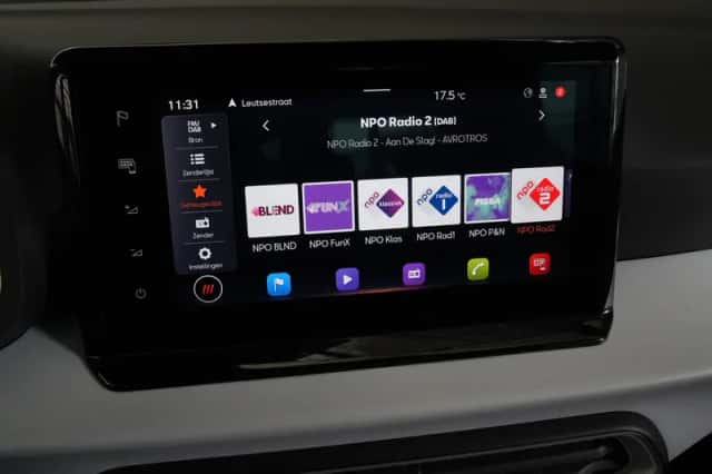 SEAT Ibiza (2023) thumbnail 2
