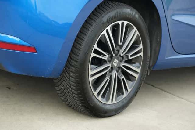 SEAT Ibiza (2023) thumbnail 3