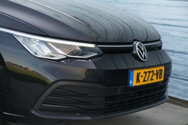 Volkswagen Golf (2020) thumbnail 5
