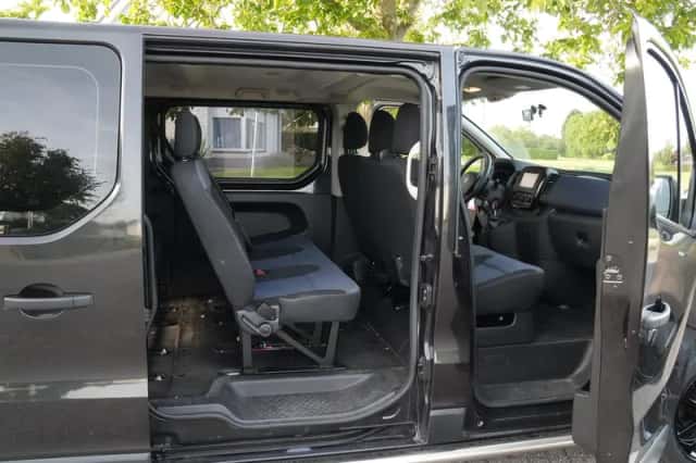 Opel Vivaro (2018) thumbnail 3