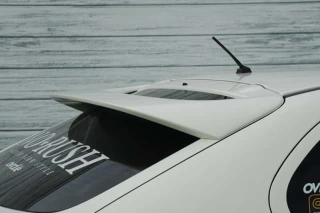 Mitsubishi Lancer (2012) thumbnail 2