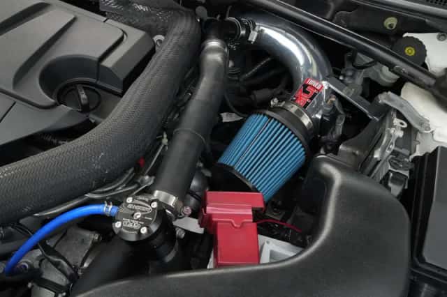 Mitsubishi Lancer (2012) thumbnail 3