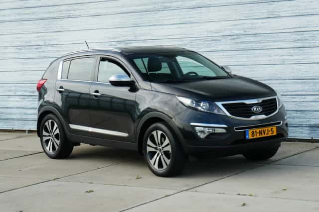 Kia Sportage (2010) thumbnail 4