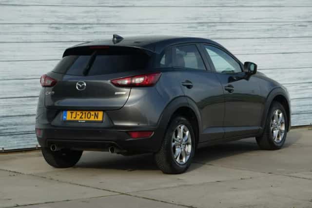 Mazda CX-3 (2018) thumbnail 3