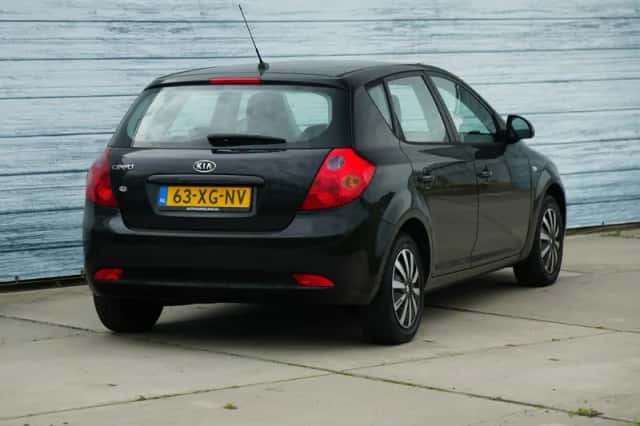 Kia Ceed (2007) thumbnail 5