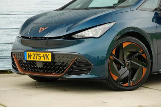CUPRA Born (2021) thumbnail 6