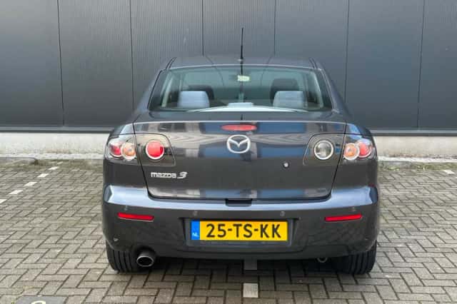 Mazda 3 (2007) thumbnail 5