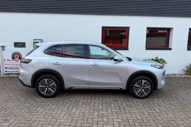 Geely Starray EM-i (2026) thumbnail 4