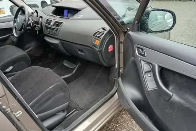 Citroën C4 Picasso (2008) thumbnail 5