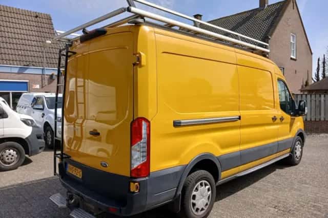 Ford Transit (2020) thumbnail 3