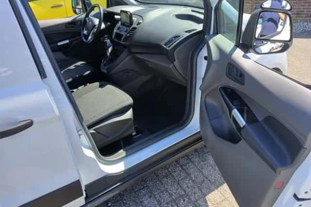 Ford Transit Connect (2022) thumbnail 5