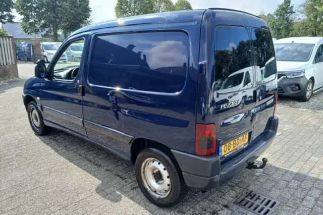 Peugeot Partner (2002) thumbnail 3