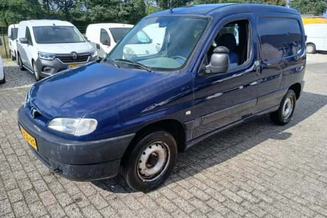 Peugeot Partner (2002) thumbnail 4