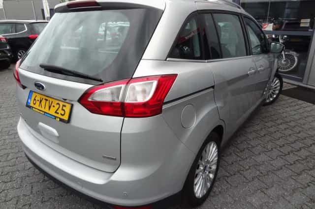 Ford Grand C-Max (2013) thumbnail 6