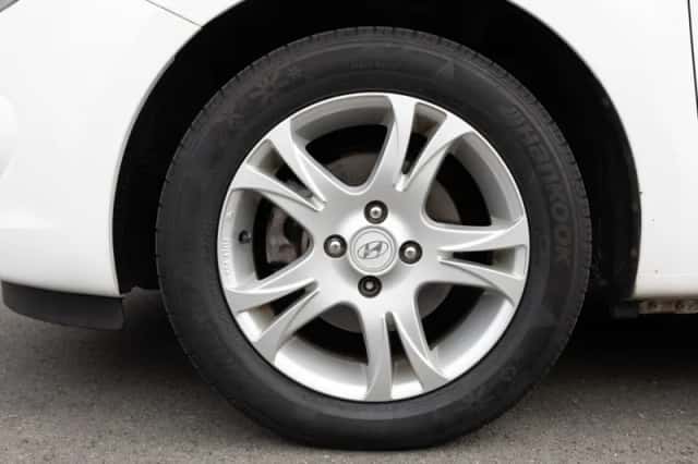 Hyundai i20 (2011) thumbnail 4