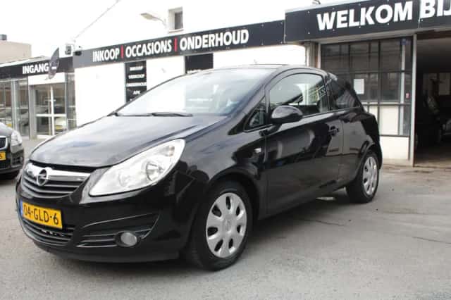 Opel Corsa (2008) thumbnail 2